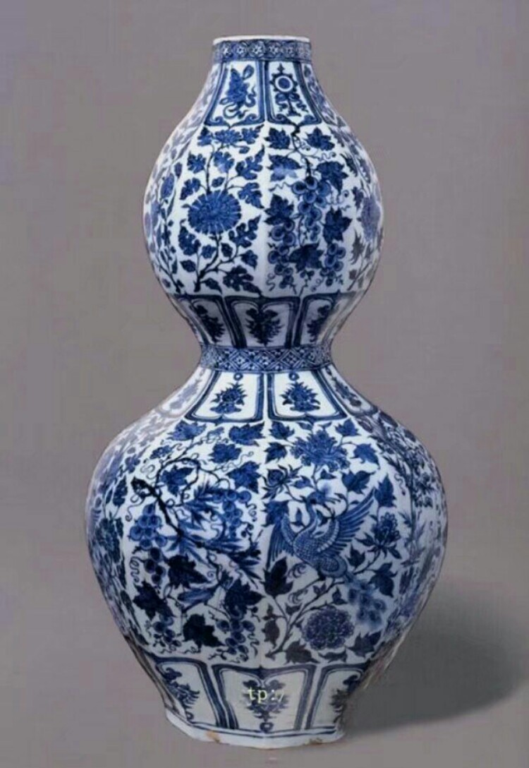 青花瓷，始创于唐代，是中国瓷器的主流品种之一