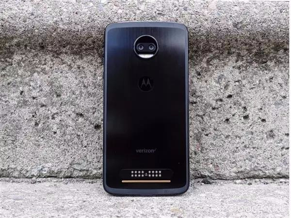 Moto Z2F正式发布,可搭载最新安卓8.0 Moto Z2F正式发布,可搭载最新安卓8.0