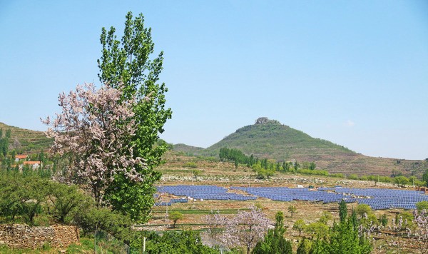 清风明月氤氲生，崮海连波石棚盛