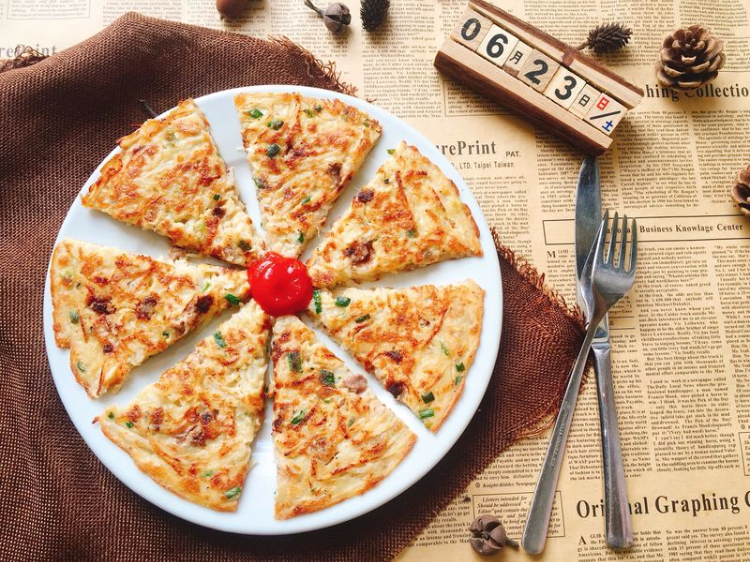 快手早餐：中式披萨的做法步骤