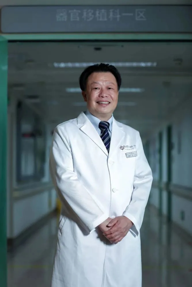 何晓顺教授:我的战场在手术室 何晓顺教授:我的战场在手术室