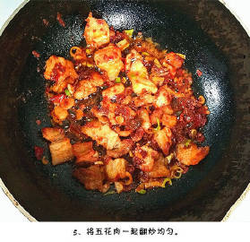 五花肉焖豆腐，很下饭的家常菜哦~ #厨艺教程#